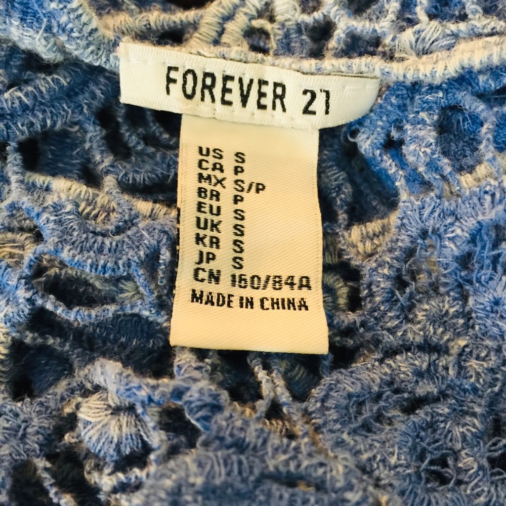 Forever 21 Blue Crochet Lace Crop Top Size S - Picture 4 of 6